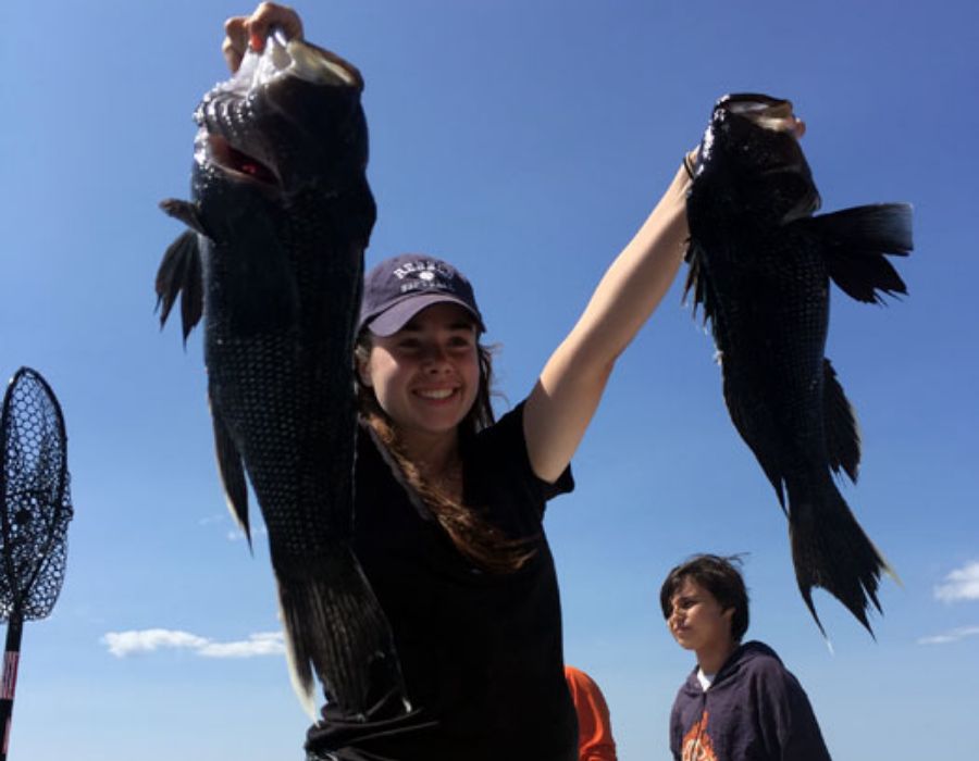 Fishing for Striped Bass, Blues, Cod, Flounder, Black Fish 7 charter boats in narragansett ri-073